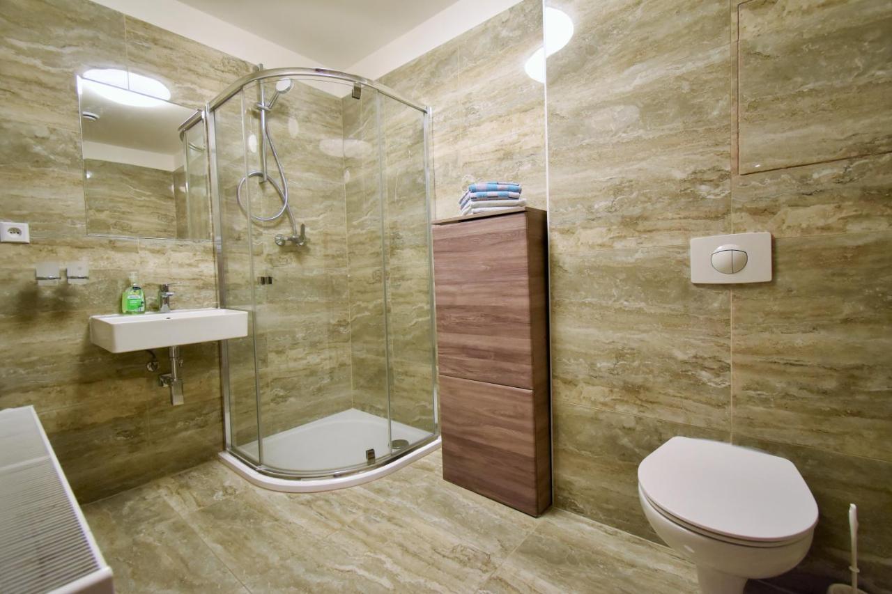 Špindlerŭv Mlýn Apartment Dalibor II With Private Entrance And Private Garage מראה חיצוני תמונה